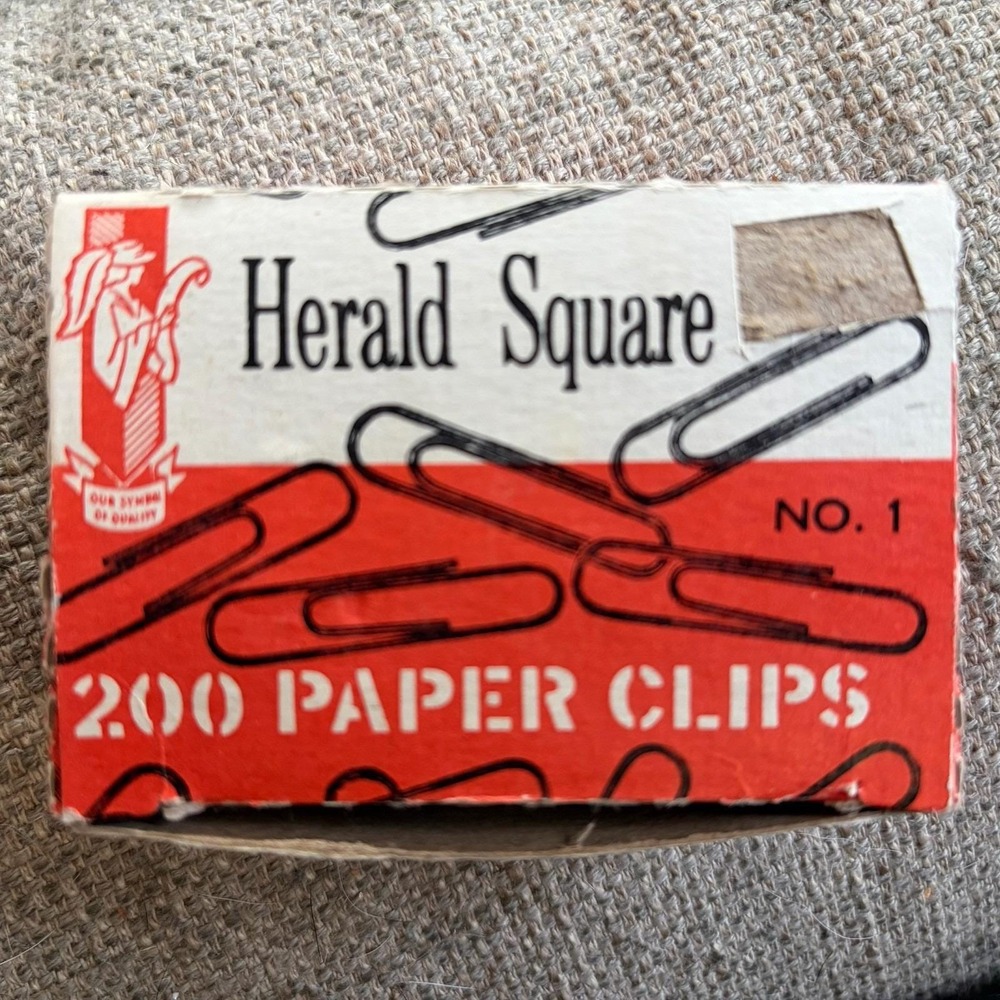 Vintage Paperclip S Woolworth Brand 200 Clips Original Box Office Supplies Bert